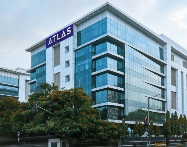 STATE-OF-THE-ART COMPUTER LABS