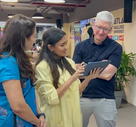 STATE-OF-THE-ART COMPUTER LABS