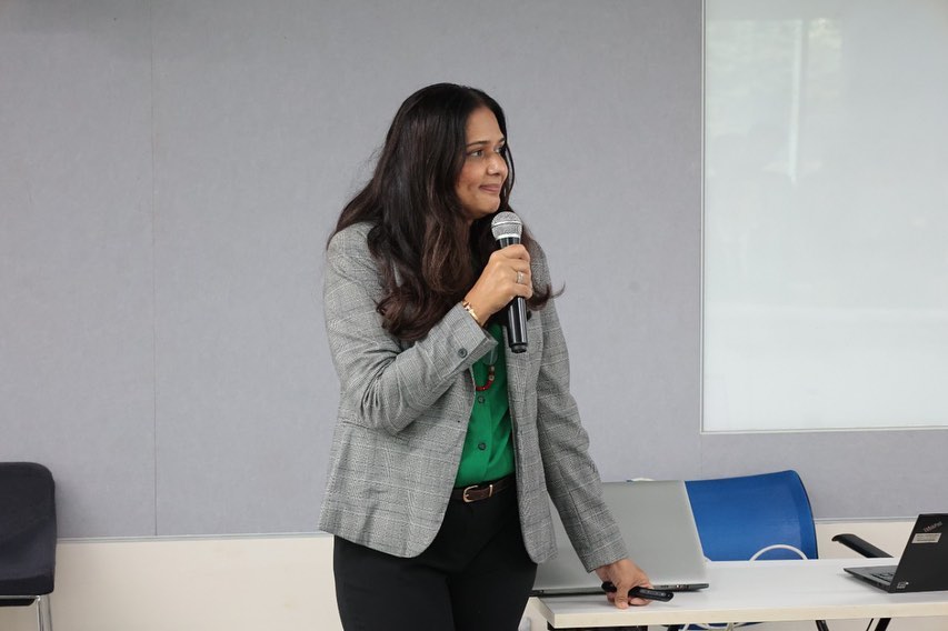 Sunita Wazir from Hindustan Unilever conducts a session on ‘Building Resilience’